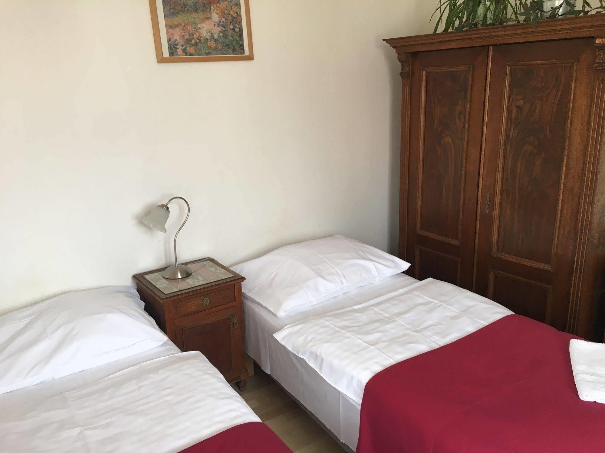 Hostel Rosemary Prague Luaran gambar