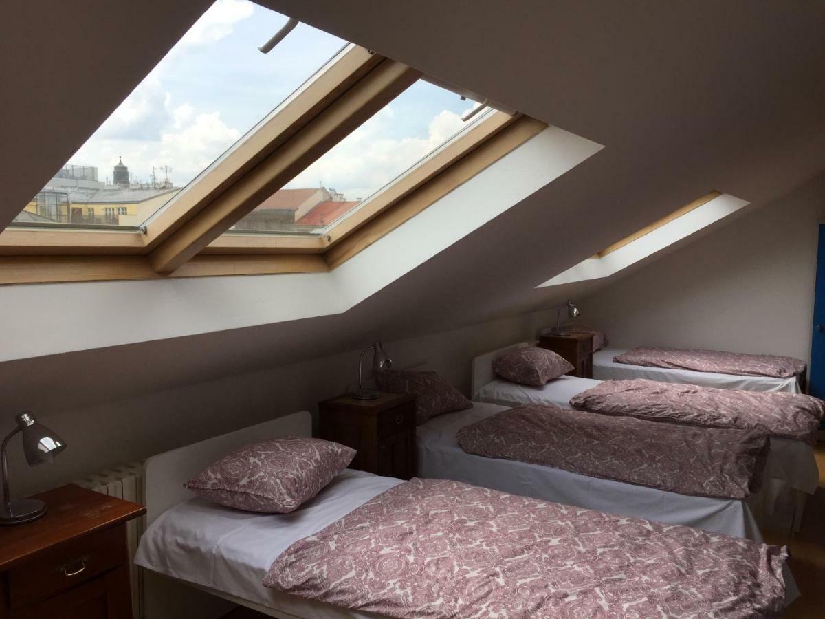 Hostel Rosemary Prague Luaran gambar